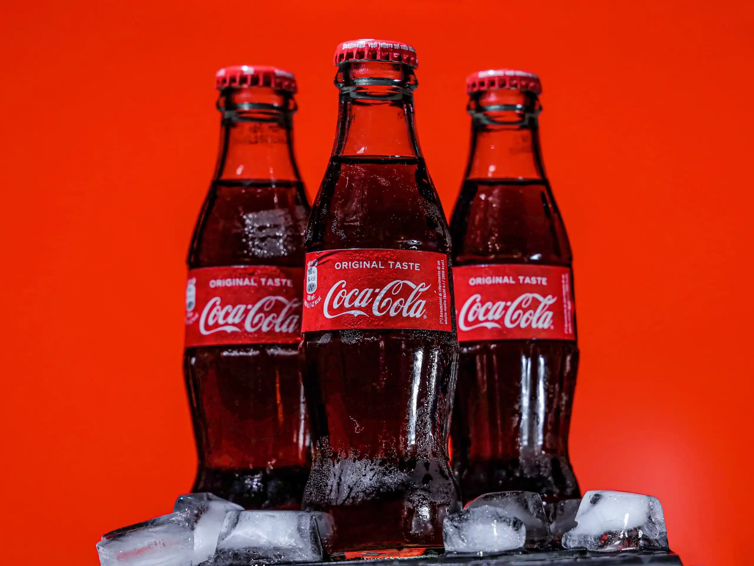 Bouteilles coca cola customisées avec un nom pour la campagne de marketing d'influence
